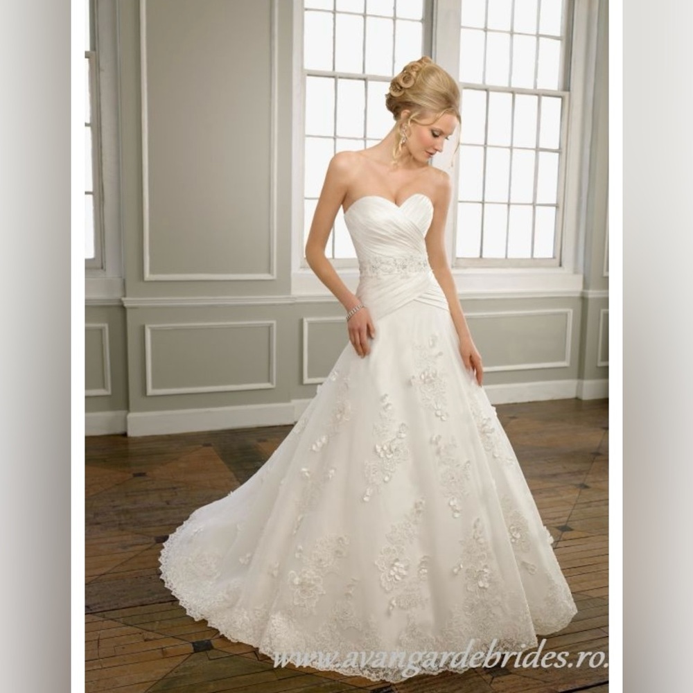 Mori Lee Wedding Dress – Style 1663 (Size 14)